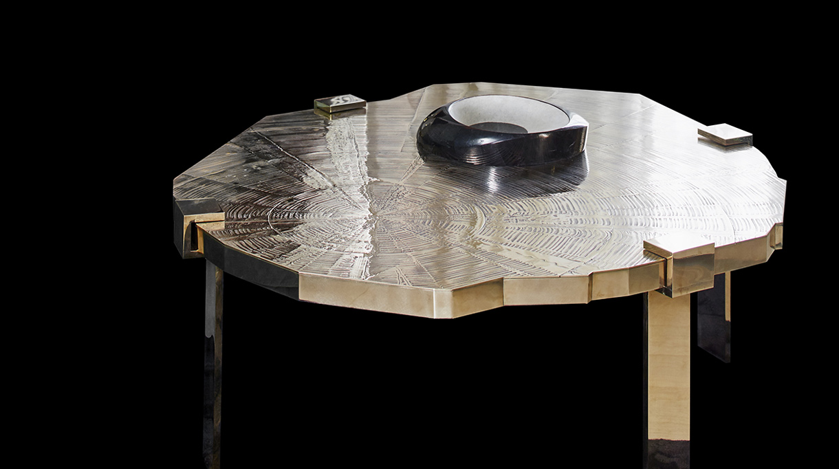 Stéphanie Coutas - Architecte d'intérieur - Table basse en bronze - Signatures Singulières - Magazine digital des talents Français
