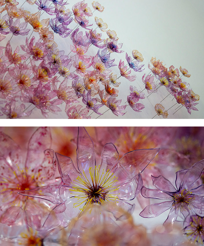 william amor - créateur upcycleur de fleurs artificielles - atelier créations messagères - Artiste plasticien - plastique recyclé - Fleur en bouteille plastique recyclée - savoir-faire français - Singulières - Magazine digital des talents Français