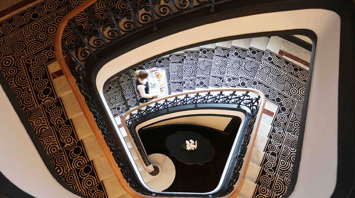 hotel Regina Biarritz - Hôtel & Spa – Mgallery Hotel - balsan moquette - signatures singulieres