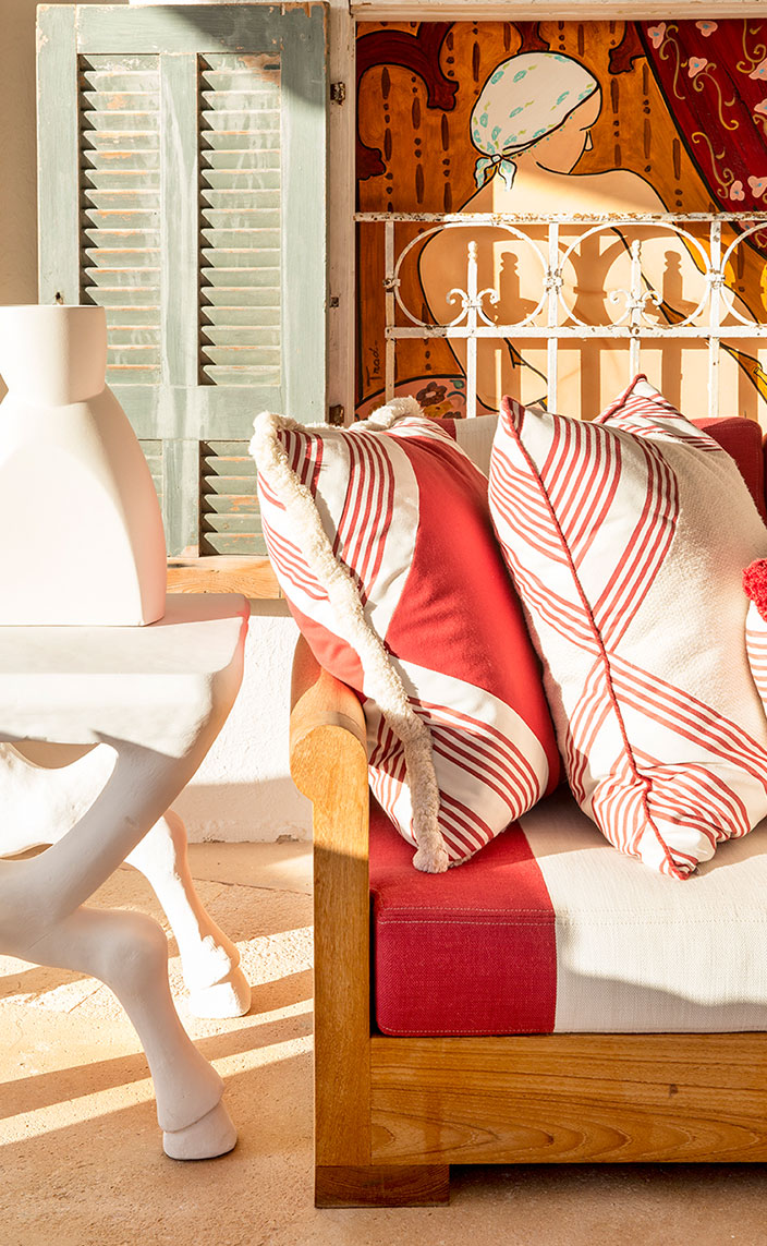 tissu rouge et blanc